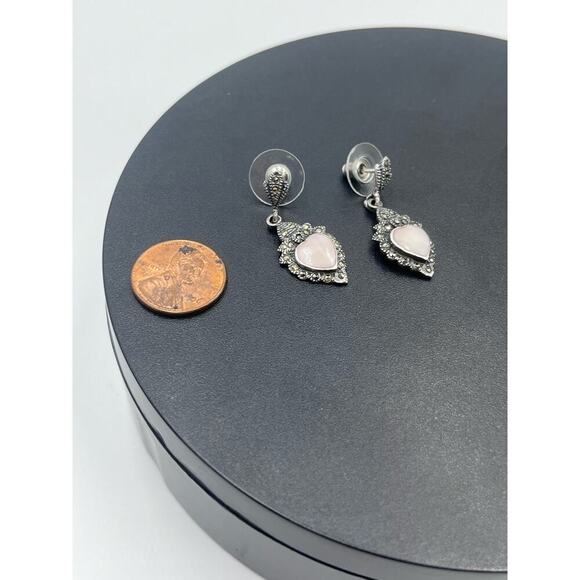 Vtg Signed M 925 Sterling Silver
Marcasite Mother of Pearl Heart
Dangle Earrings - Picture 3 of 15